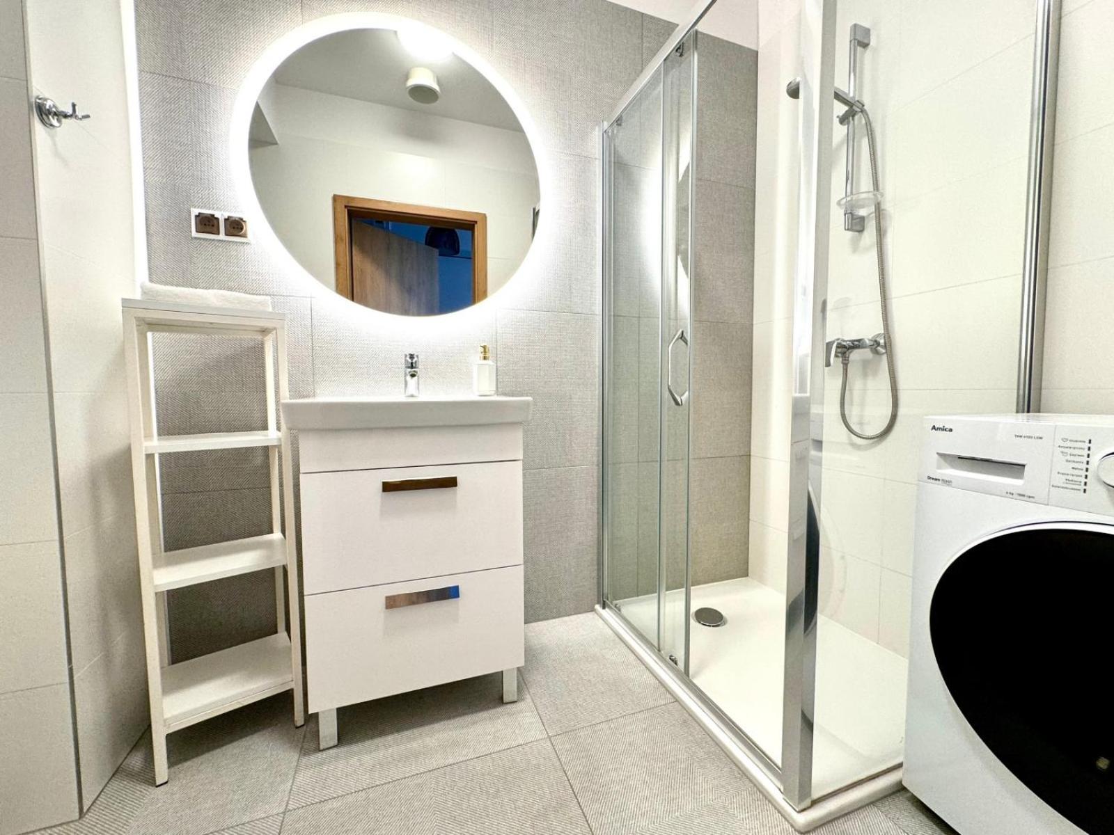 Aquamarina Prima Gold Apartment เมียนซิดดรอแย ภายนอก รูปภาพ
